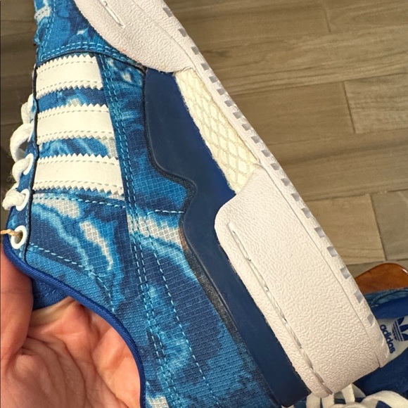 Adidas the Simpsons Forum Low J Kids Tie-Dye Blue Sneakers